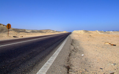 Tapeta: Silnice u Marsa Alam
